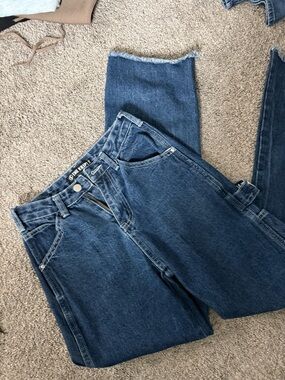 The Kript Women's Straight Leg Jeans in Dark Indigo